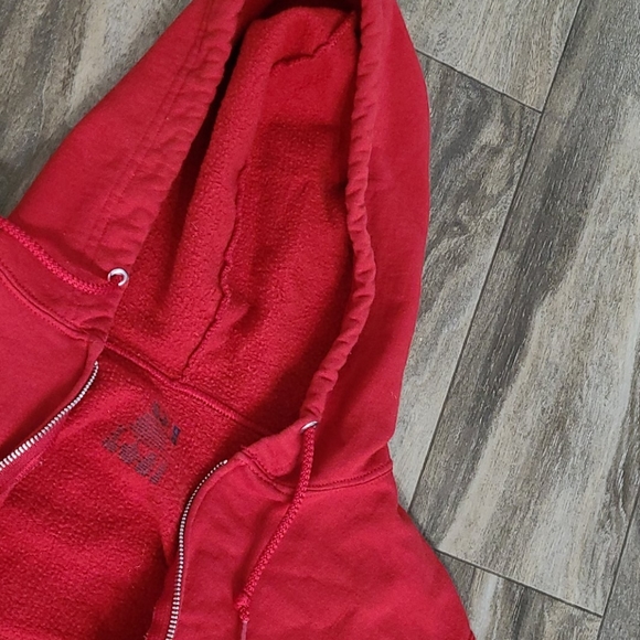 Red Jacket - Picture 2 of 5
